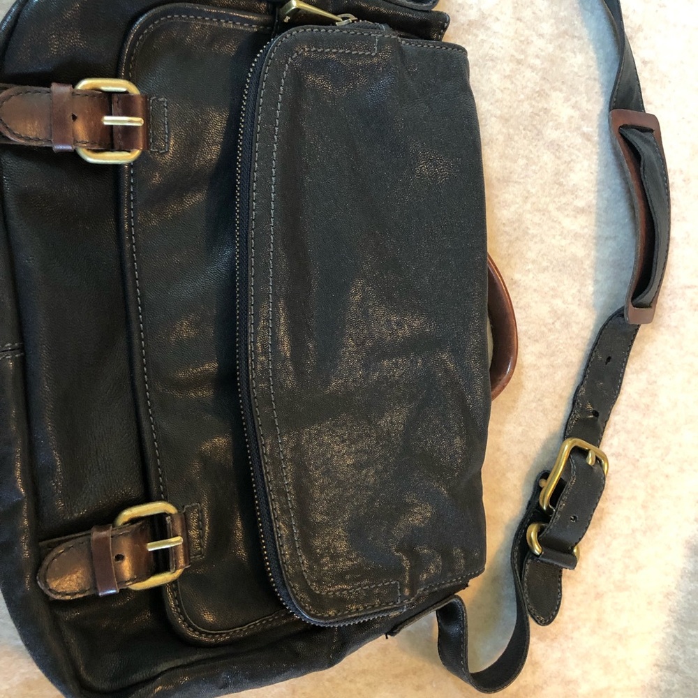 SOLD Vintage Fossil leather goods
